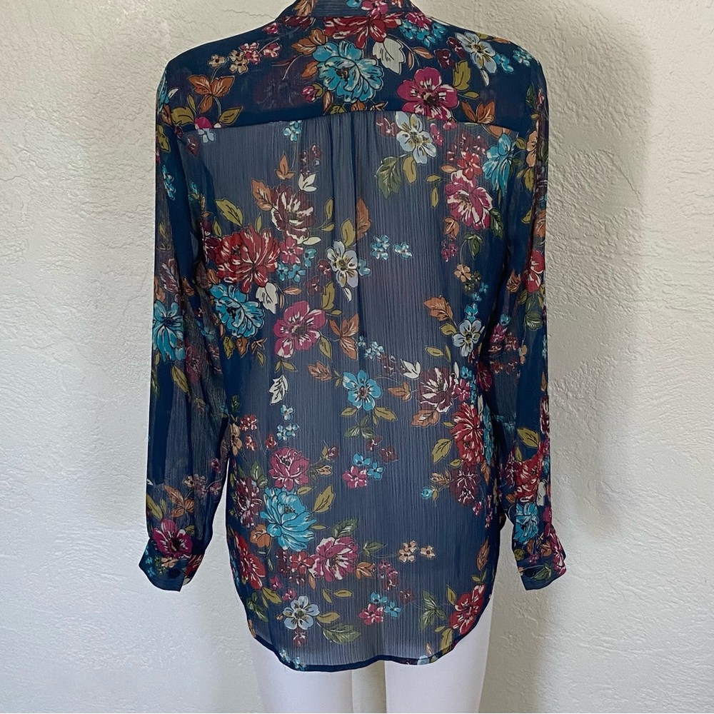 3/$25 KUT Semi Sheer Romantic Floral Blouse M - Picture 5 of 6